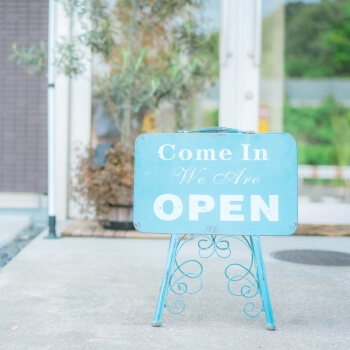 清潔感と親しみを感じるような店舗作りを目指しております。