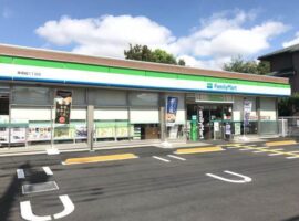 ファミリーマート蕨塚越三丁目店まで311m