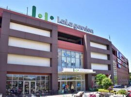 ララガーデン川口まで963ｍ